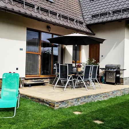 Lenka Casa di campagna *